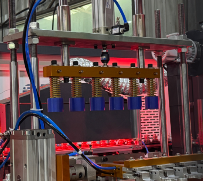Preform heater rail lamp